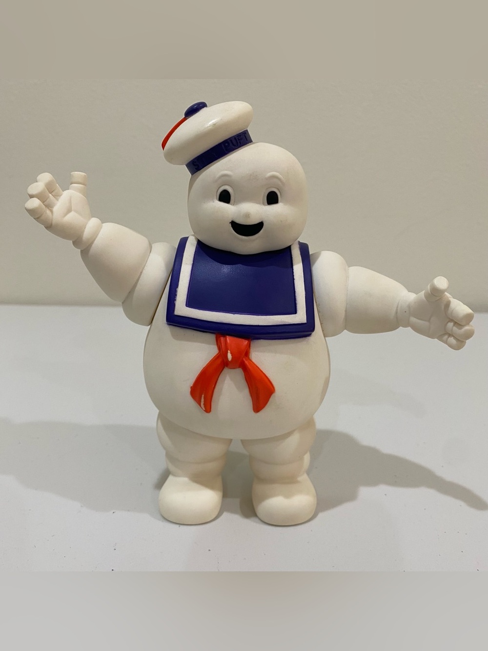 Vintage 1984 Ghostbusters Stay Puft Marshmallow Man Columbia Pictures 7" Figure